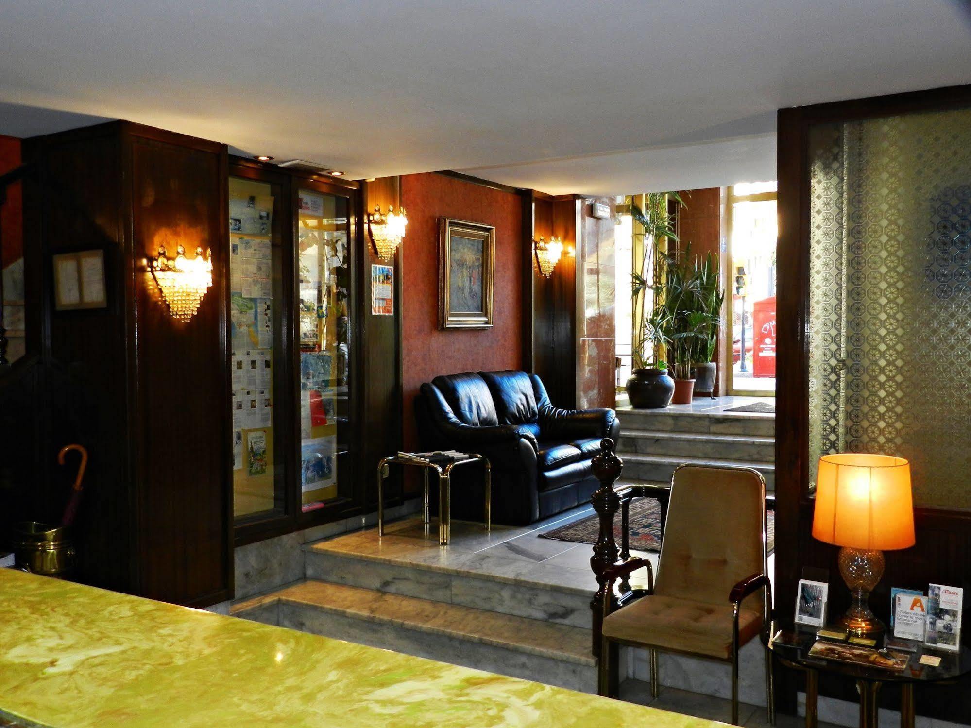 Hotel Alda Centro Gijón Exteriér fotografie